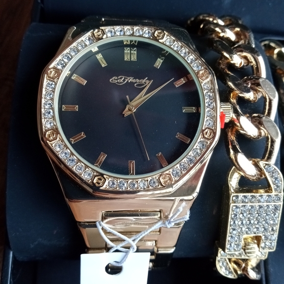 Ed Hardy Men's Gold Tone Metal Alloy Cuban Chain, Bracelet & Watch Gift Set - Picture 5 of 9